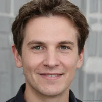 Karlo Visente